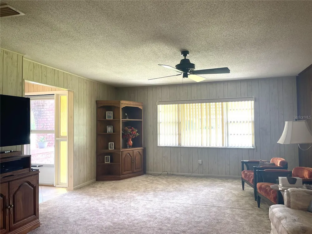 4691 CR 118 Wildwood, FL 34785