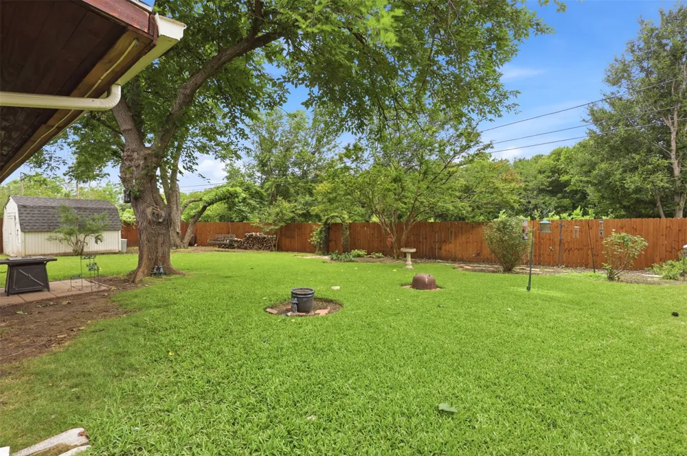 6104 Cliffside Drive Edgecliff Village, TX 76134
