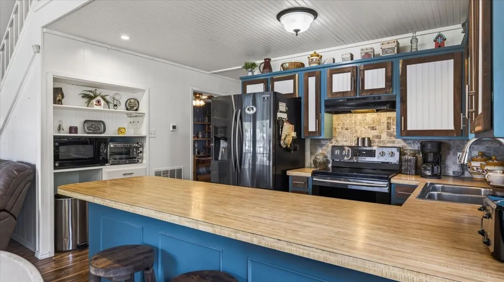 110 Punto Pescador Gun Barrel City, TX 75156