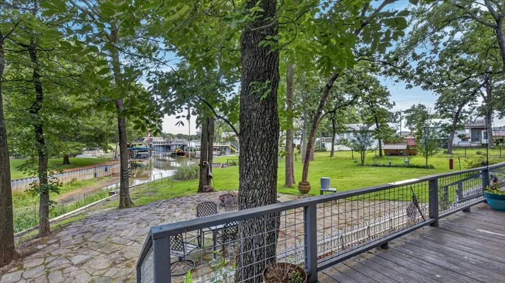 110 Punto Pescador Gun Barrel City, TX 75156