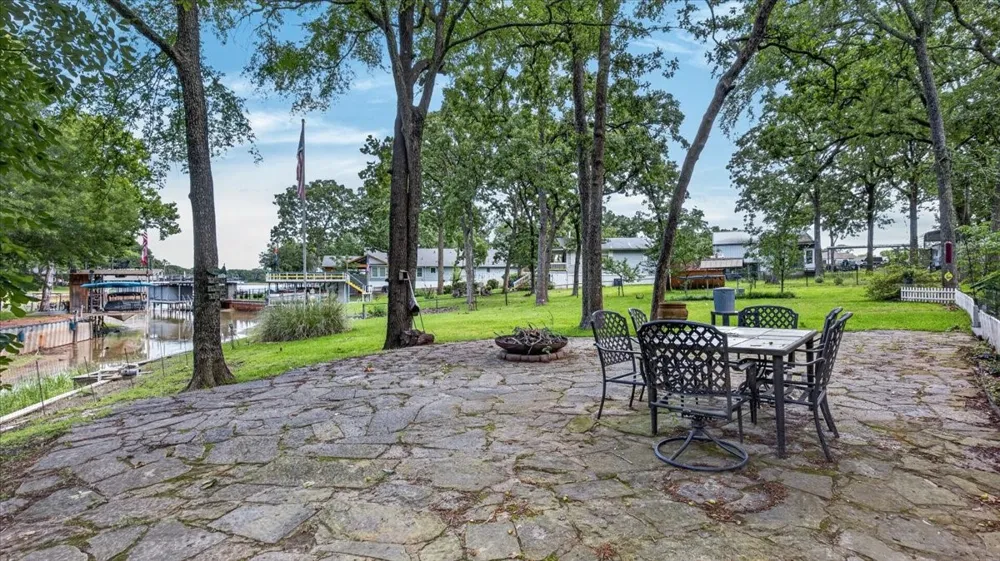 110 Punto Pescador Gun Barrel City, TX 75156
