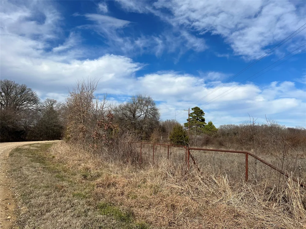 Fm 897 Telephone, TX 75488