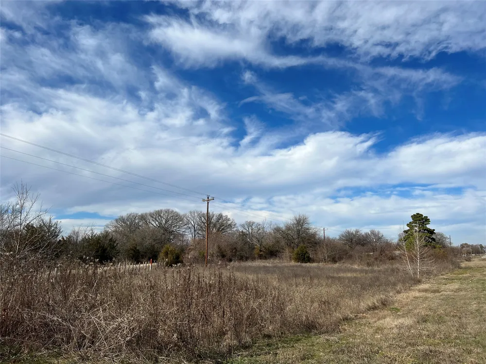 Fm 897 Telephone, TX 75488