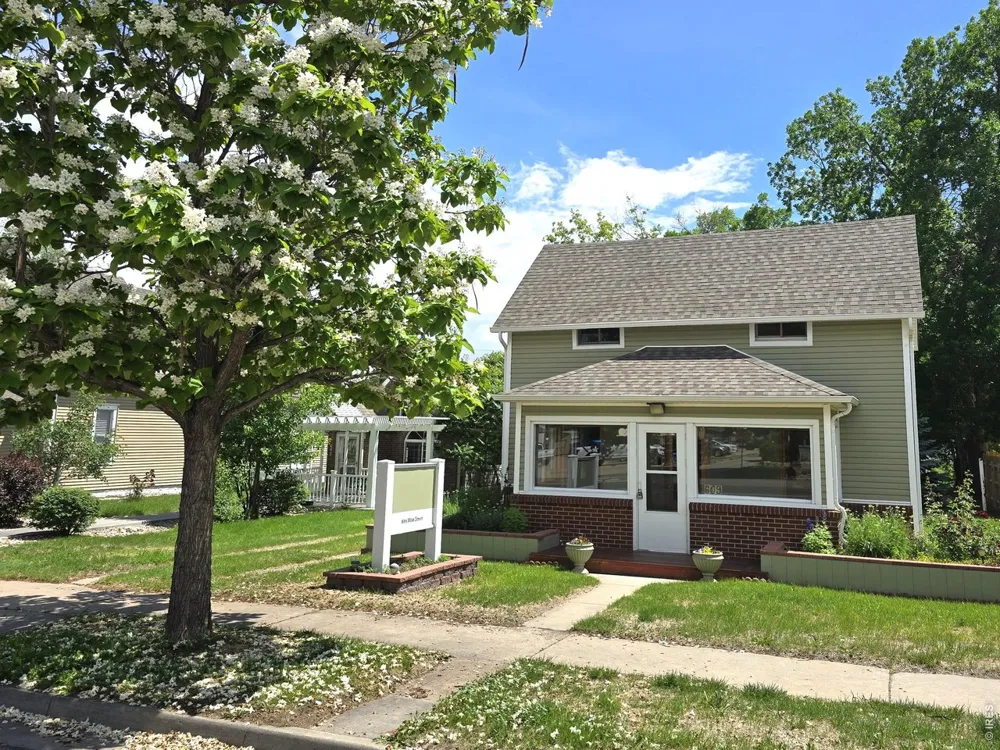 609 Main Street