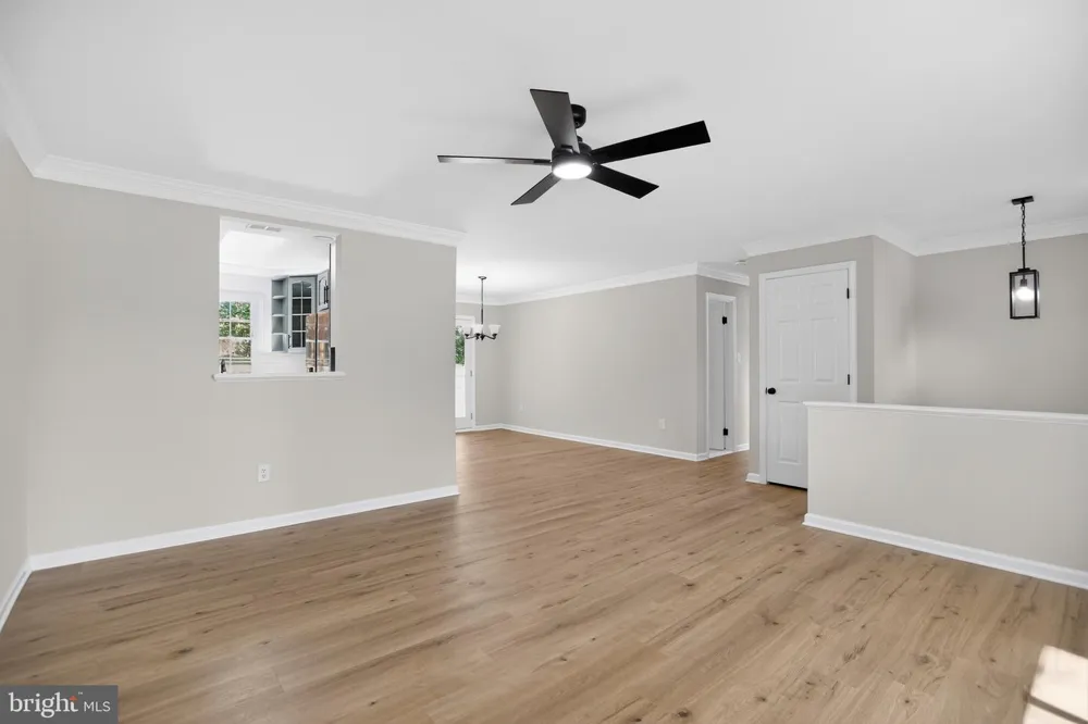 8600 WASHINGTON AVENUE Alexandria, VA 22309
