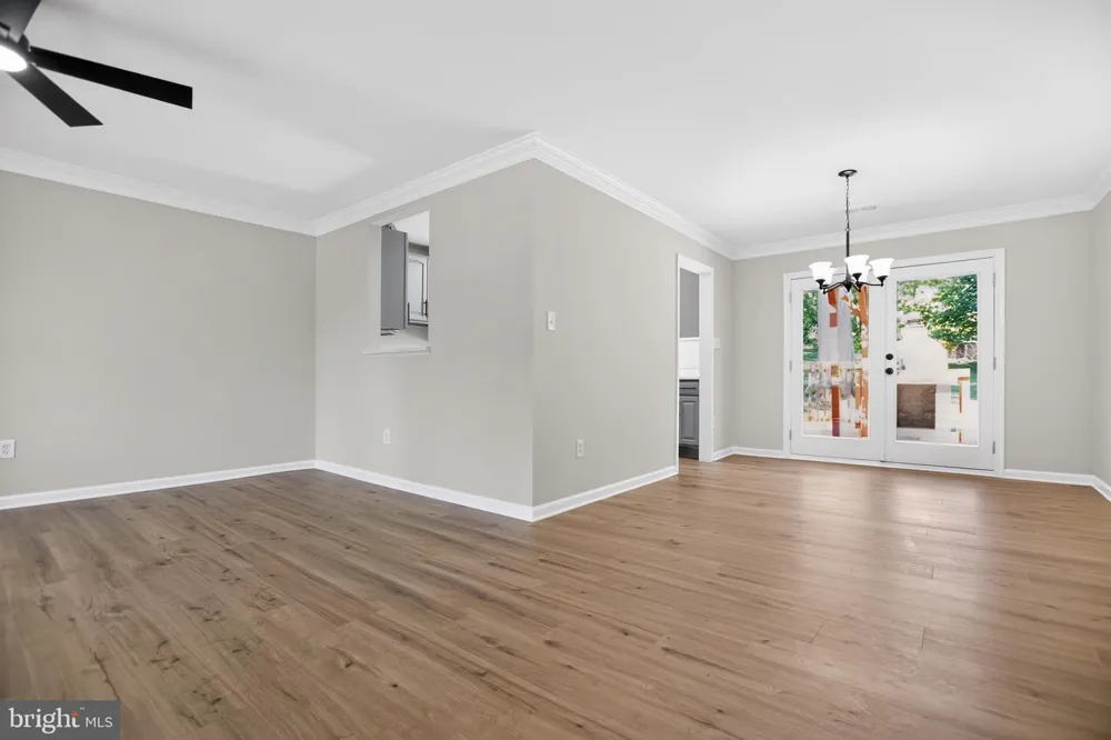 8600 WASHINGTON AVENUE Alexandria, VA 22309