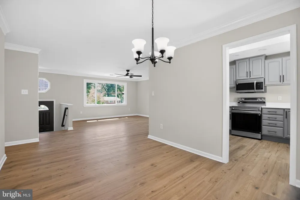 8600 WASHINGTON AVENUE Alexandria, VA 22309