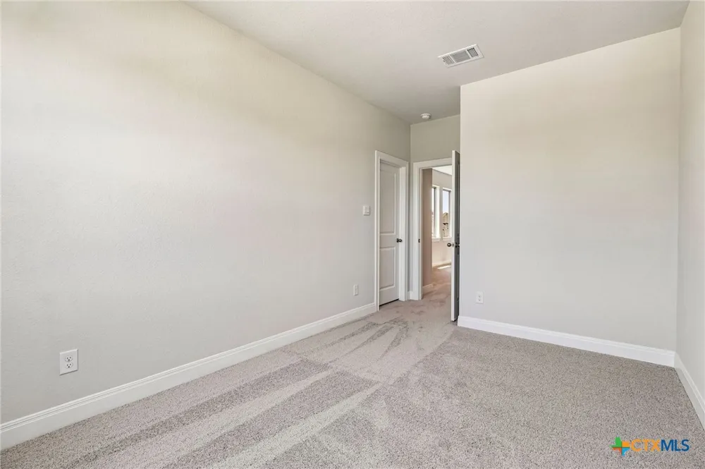 310 Prickly Poppy Loop Kyle, TX 78640