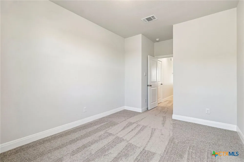 310 Prickly Poppy Loop Kyle, TX 78640
