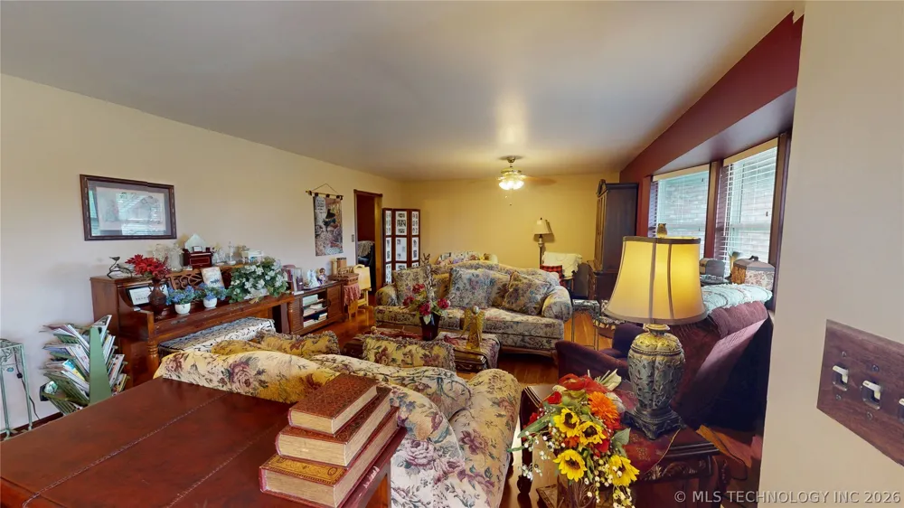 1005 S Broadway Ada, OK 74820