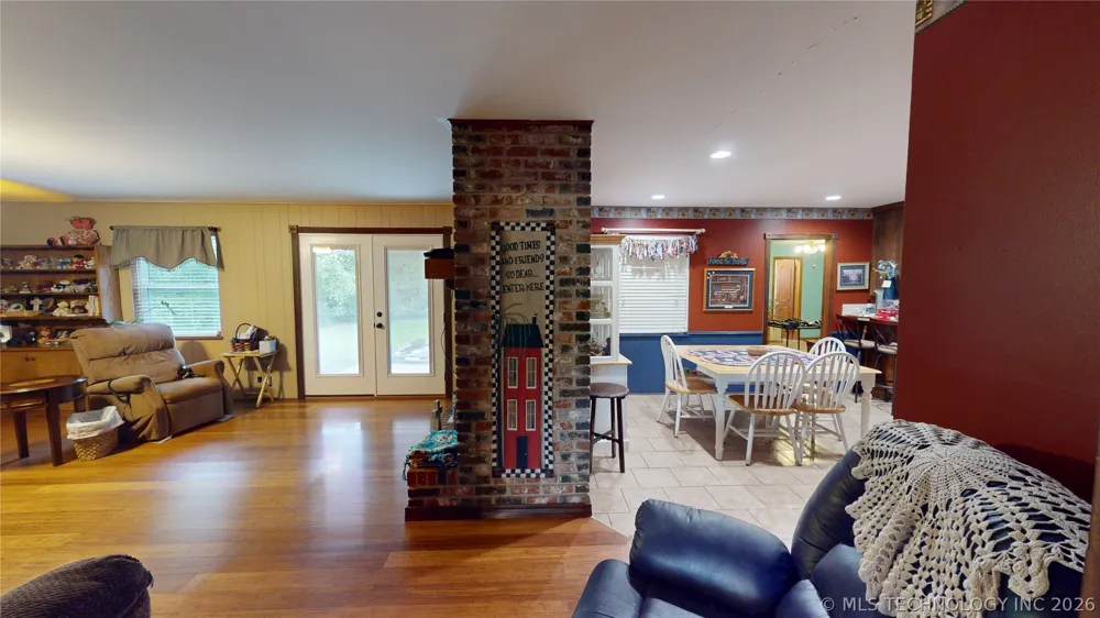 1005 S Broadway Ada, OK 74820