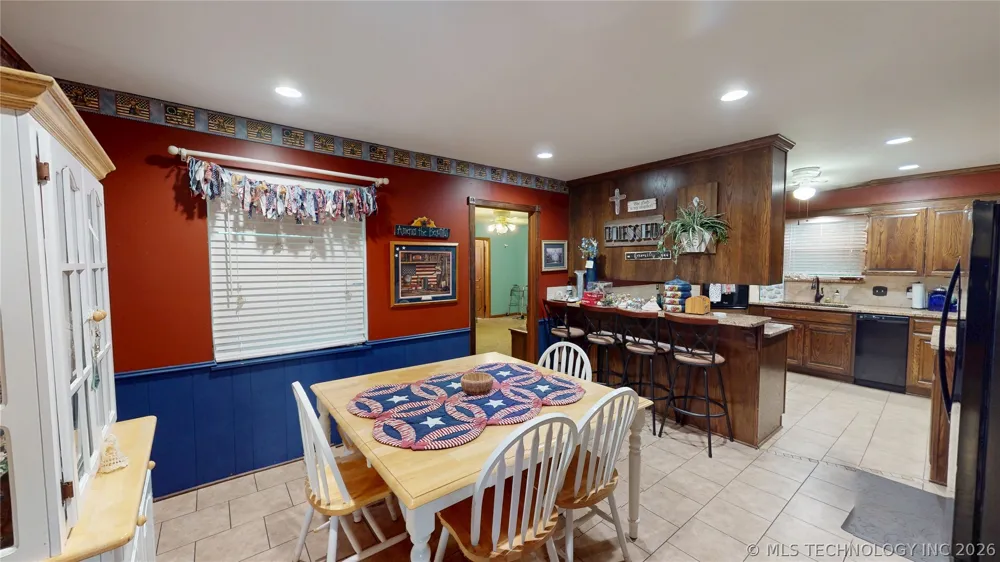 1005 S Broadway Ada, OK 74820