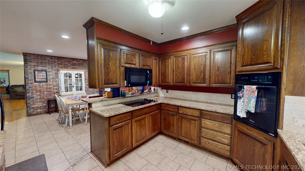1005 S Broadway Ada, OK 74820