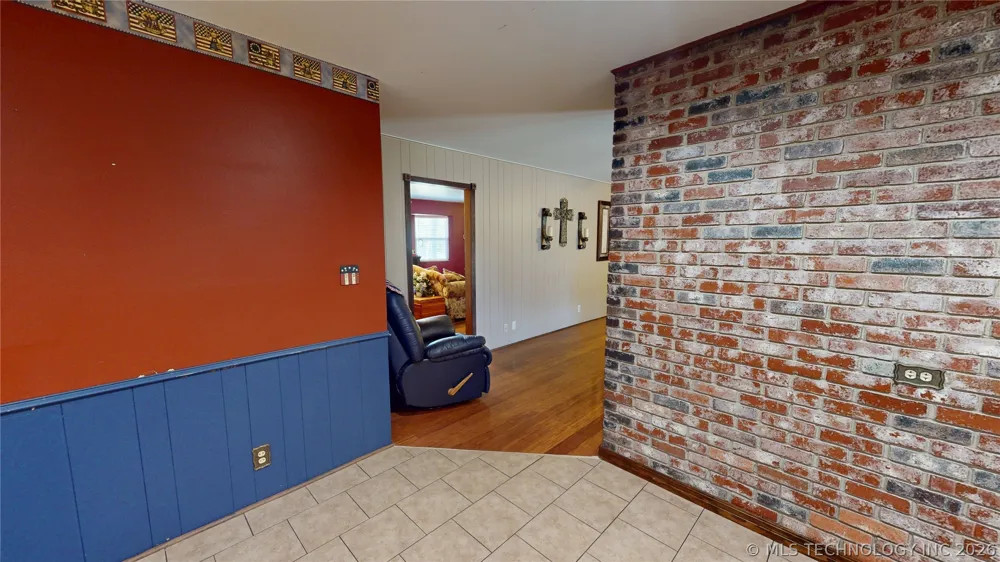 1005 S Broadway Ada, OK 74820