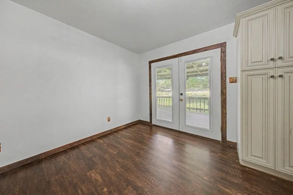 508 Miller Street Broaddus, TX 75929