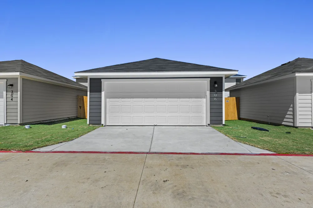 306 Santo Domingo Road Bastrop, TX 78602