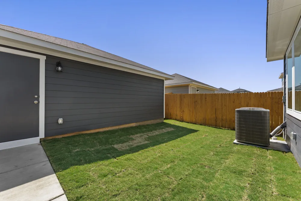 306 Santo Domingo Road Bastrop, TX 78602