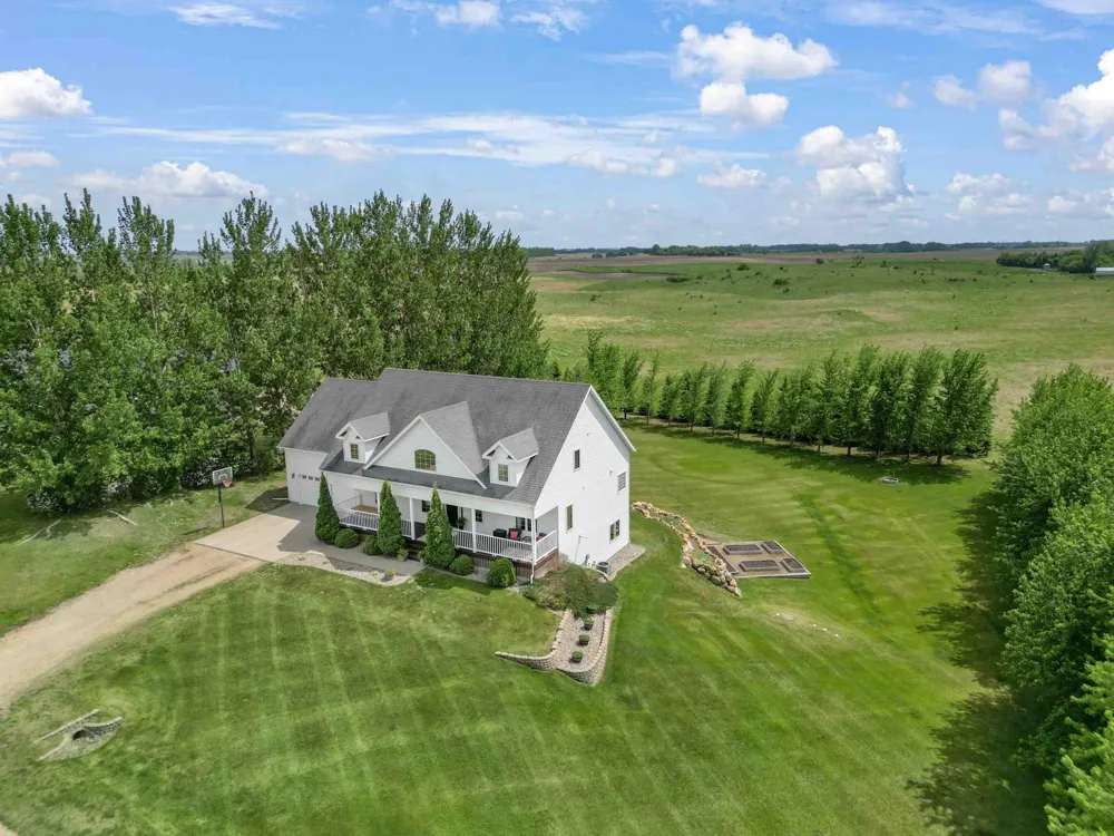 21677 162nd Avenue S Barnesville, MN 56514
