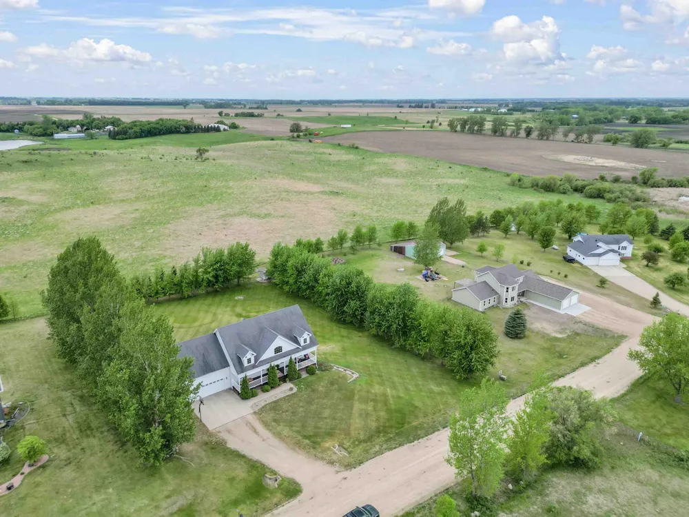 21677 162nd Avenue S Barnesville, MN 56514