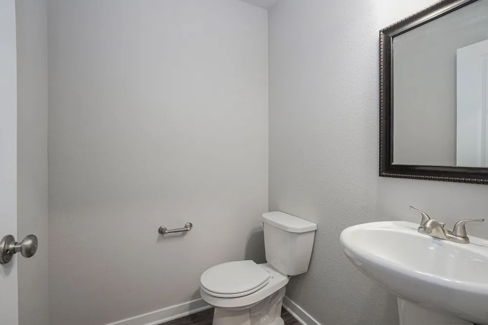 832 Winchester Street Holland City, MI 49423