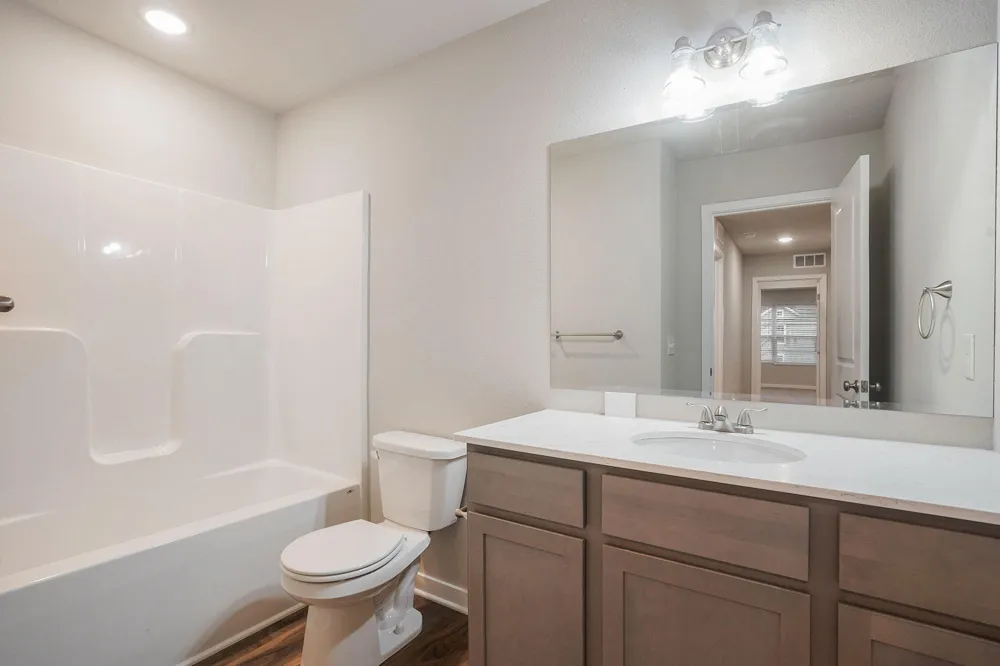 832 Winchester Street Holland City, MI 49423
