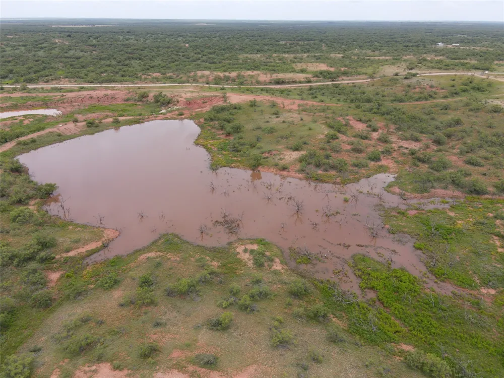 5703 County Rd 287 Ballinger, TX 76821