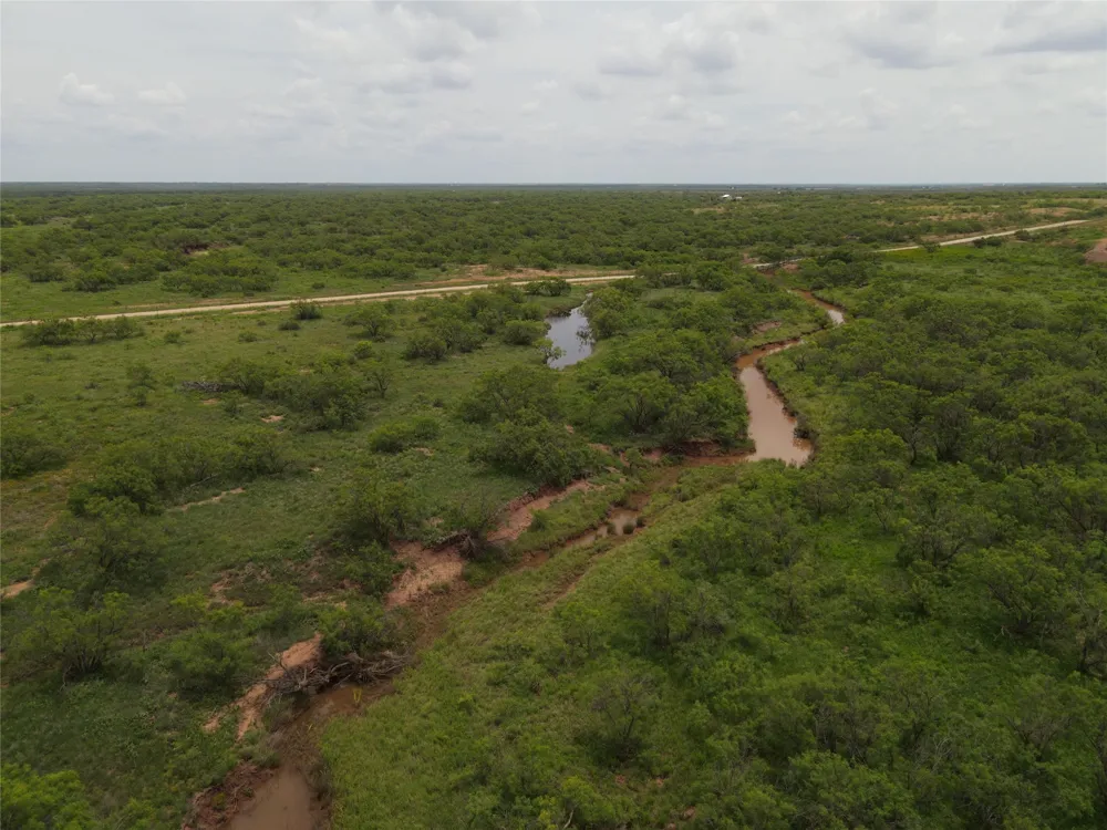5703 County Rd 287 Ballinger, TX 76821