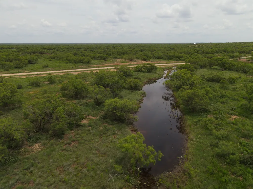5703 County Rd 287 Ballinger, TX 76821