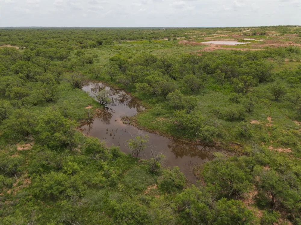 5703 County Rd 287 Ballinger, TX 76821