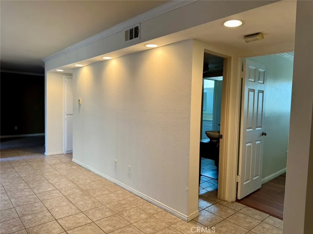 12476 Montecito Road #5 Seal Beach, CA 90740