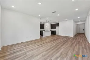 310 Romans Road Kyle, TX 78640