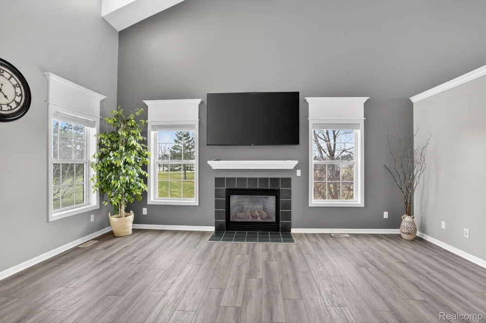 9055 Hegel Road Atlas Township, MI 48438