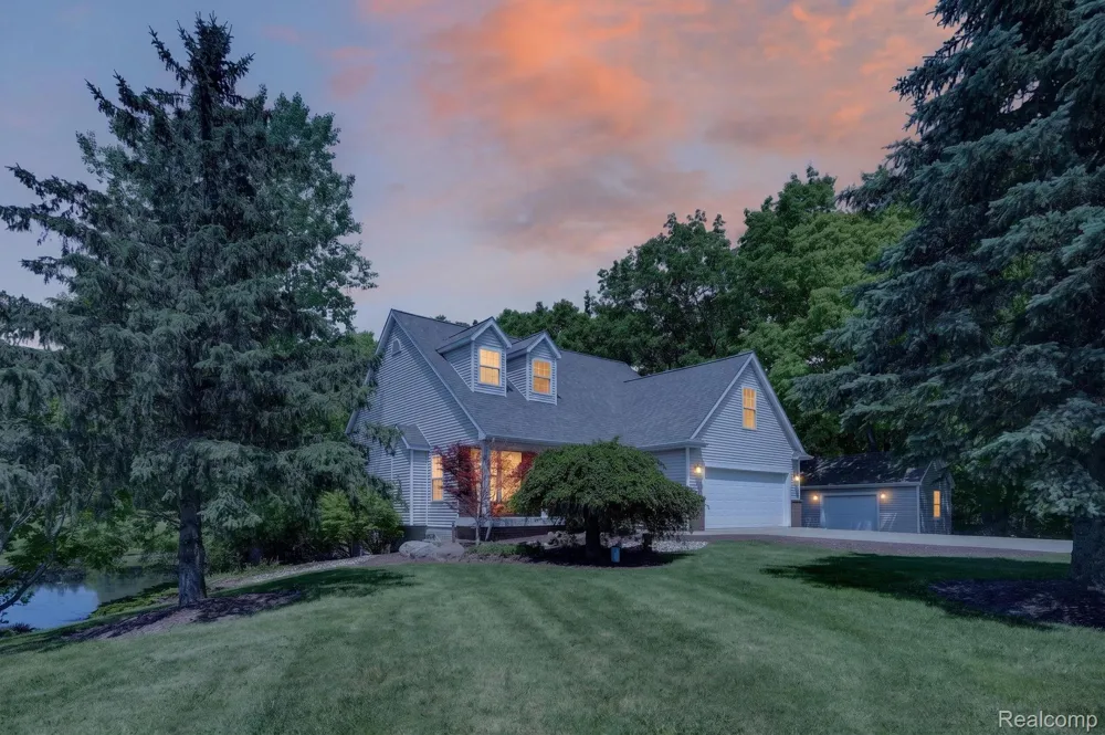 9055 Hegel Road Atlas Township, MI 48438