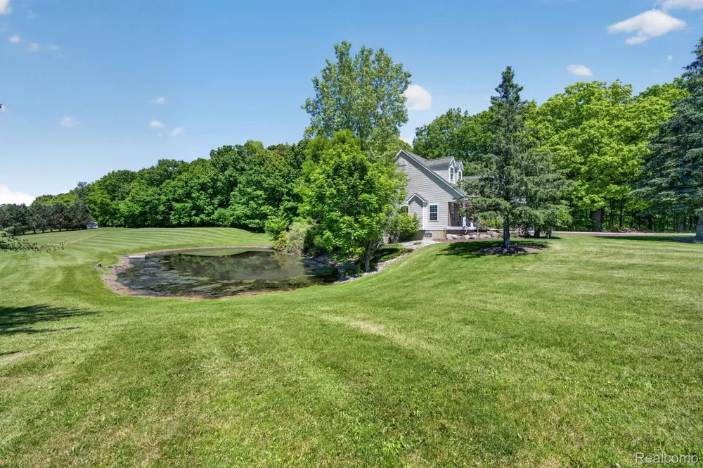 9055 Hegel Road Atlas Township, MI 48438