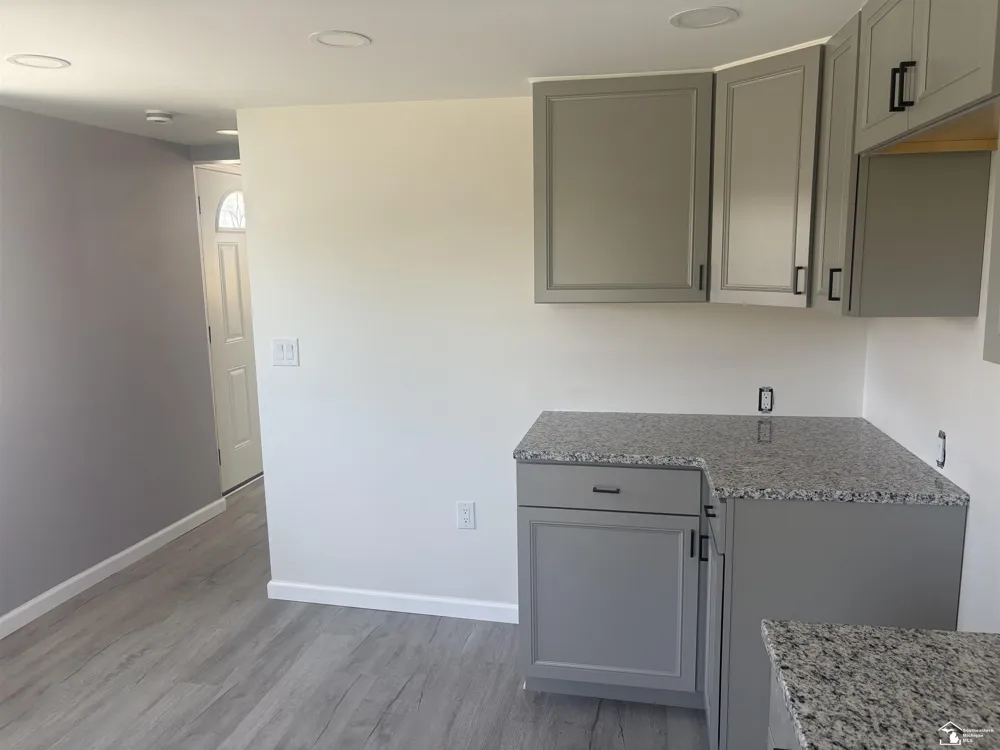 604 W 10th Street Monroe City, MI 48161
