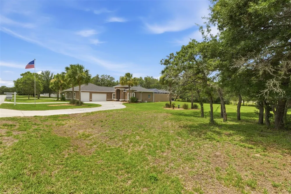11145 MOUNTAIN MOCKINGBIRD RD Weeki Wachee, FL 34614