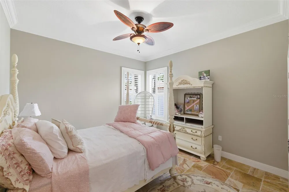 11145 MOUNTAIN MOCKINGBIRD RD Weeki Wachee, FL 34614