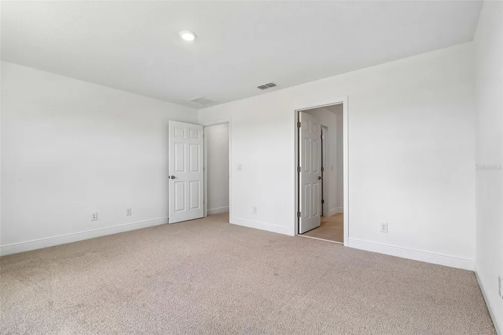 367 LEMONGRASS ROAD Minneola, FL 34715