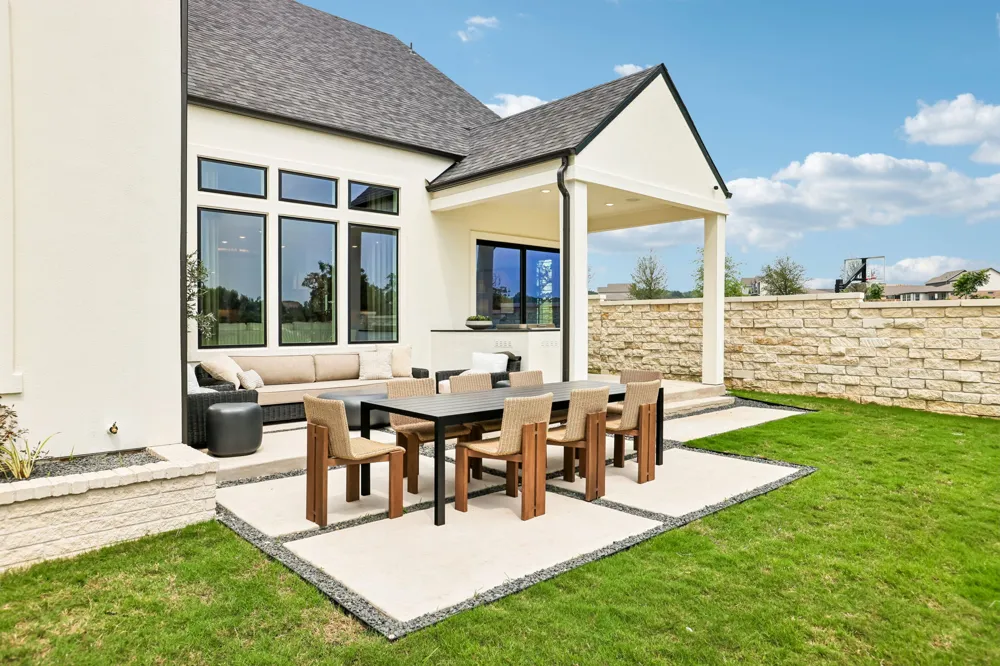 194 Christian Springs Drive Kyle, TX 78640