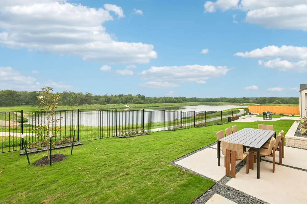194 Christian Springs Drive Kyle, TX 78640