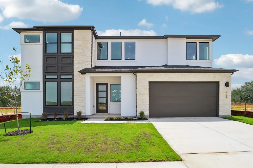 194 Christian Springs Drive Kyle, TX 78640