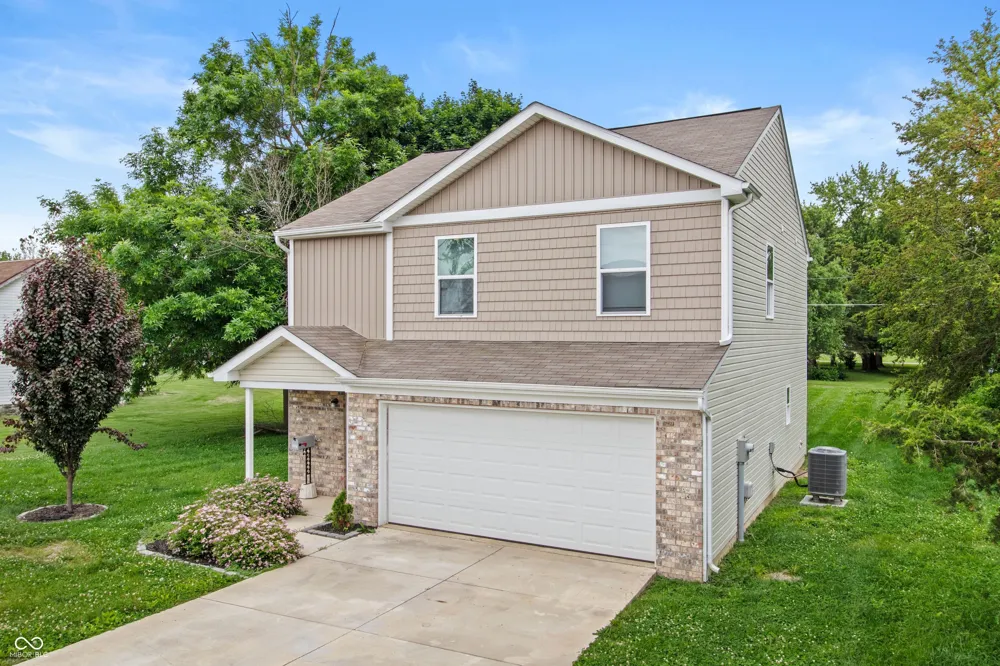 2227 S F STREET Elwood, IN 46036