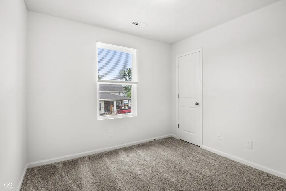 2227 S F STREET Elwood, IN 46036