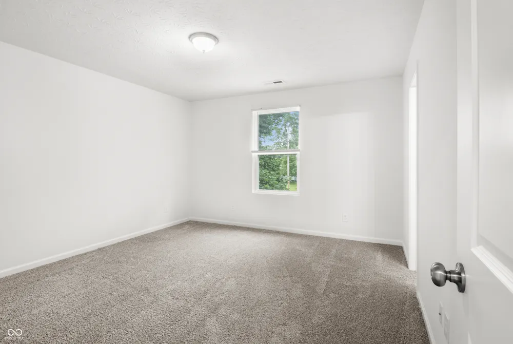 2227 S F STREET Elwood, IN 46036