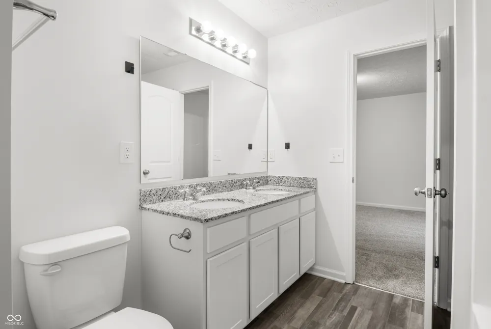 2227 S F STREET Elwood, IN 46036