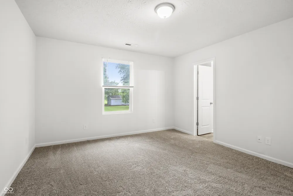 2227 S F STREET Elwood, IN 46036