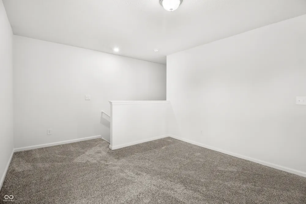 2227 S F STREET Elwood, IN 46036