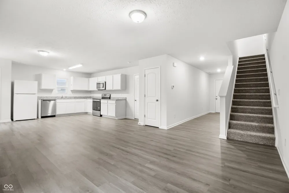 2227 S F STREET Elwood, IN 46036