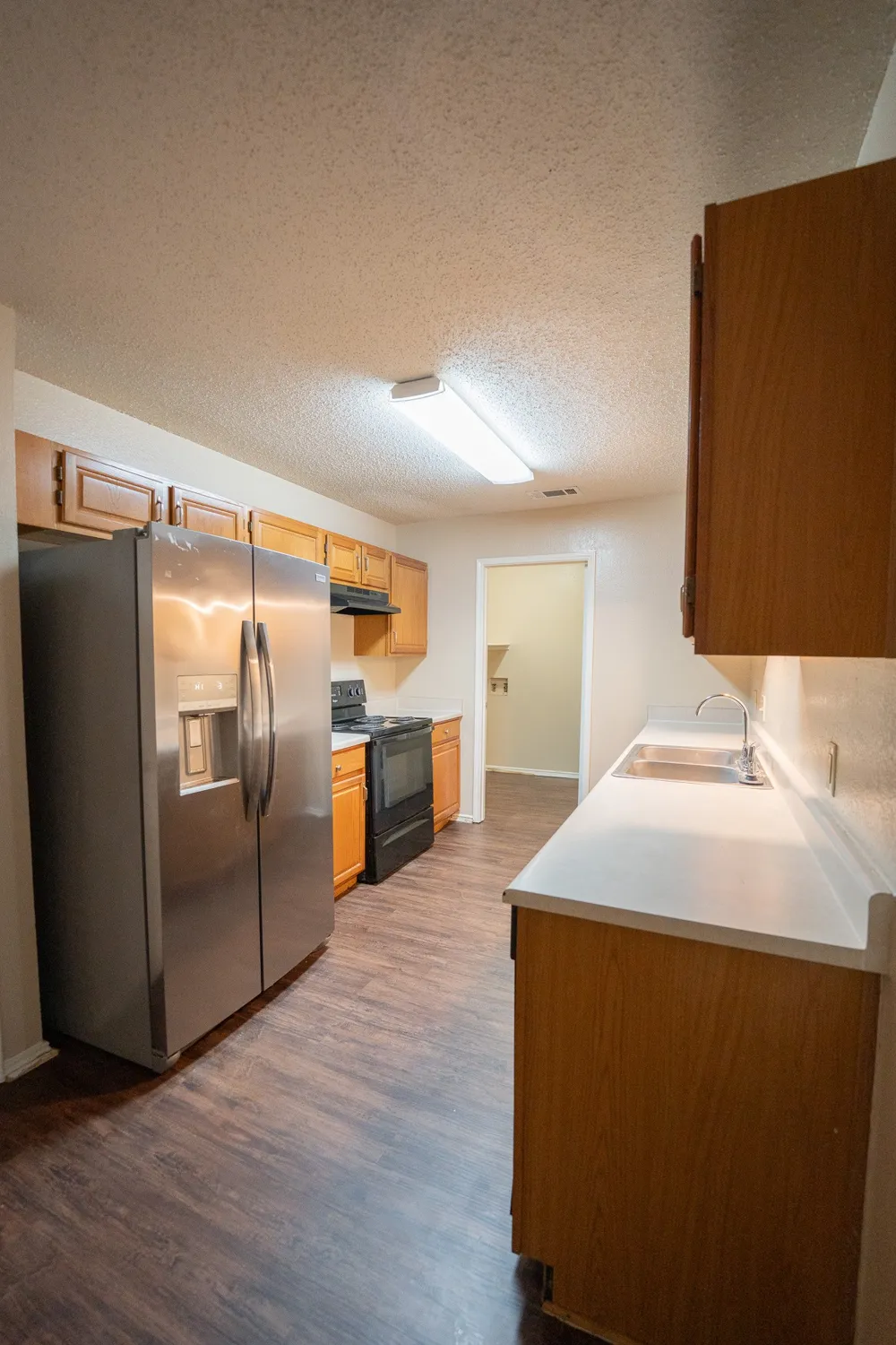 831 Ash Grove Lane DeSoto, TX 75115