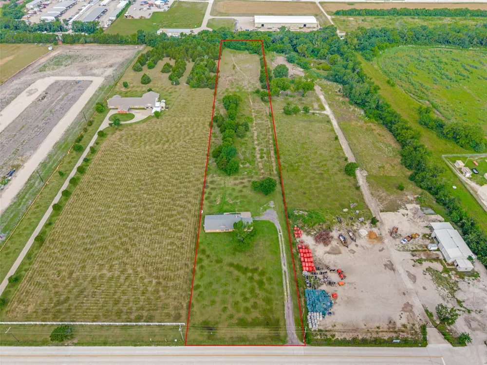 10338 County Road 484 Lavon, TX 75166